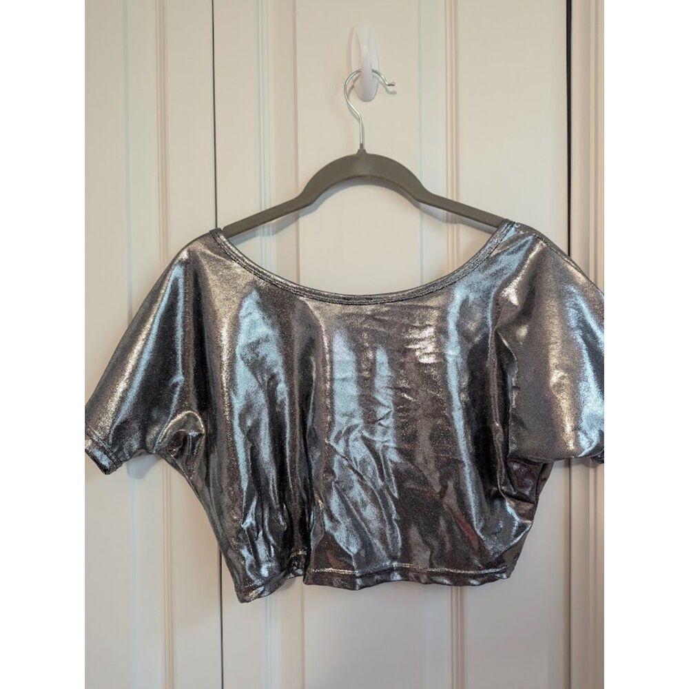 Rebel Athletic metallic silver - pewter crop top YM